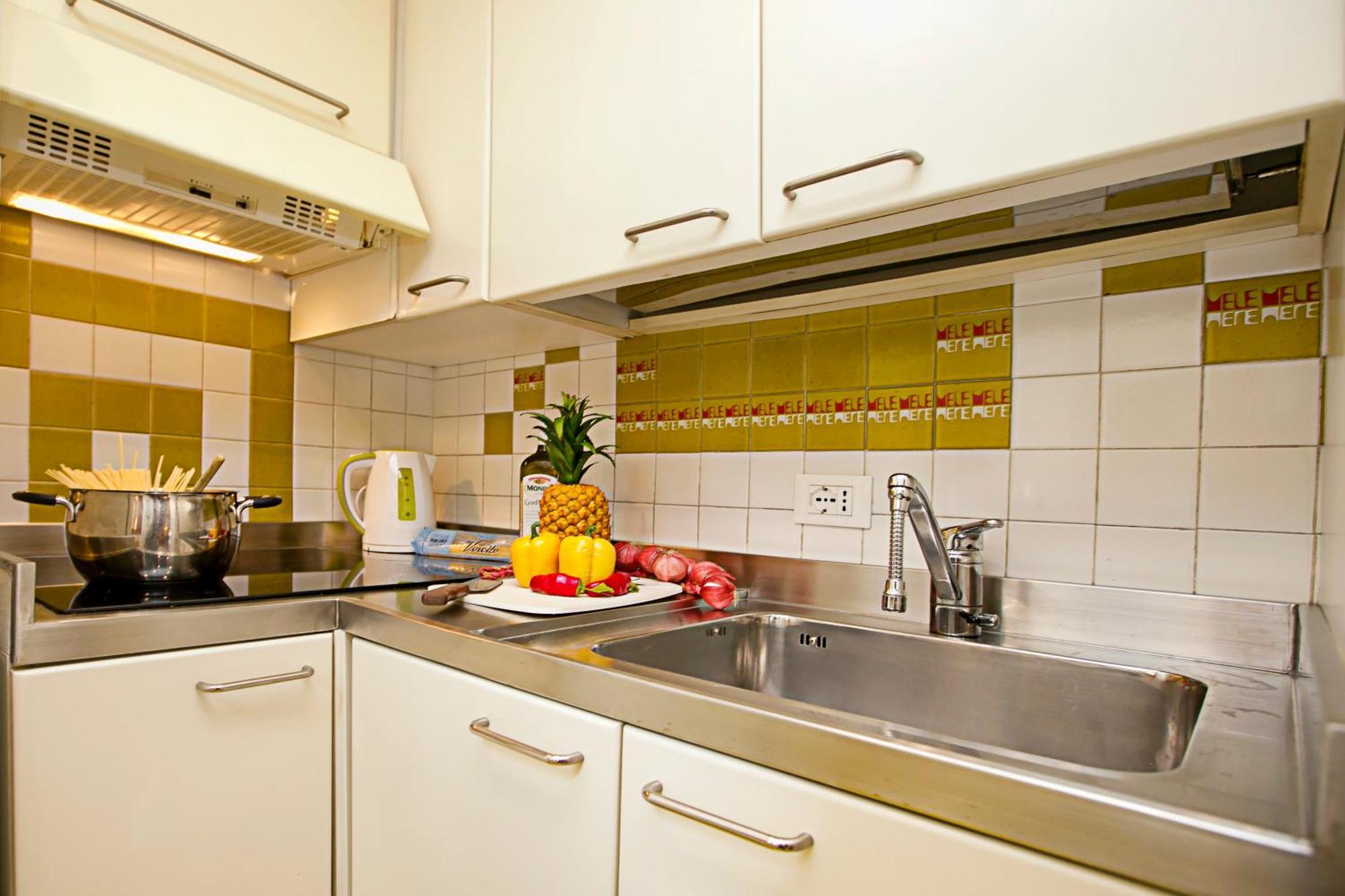 Residenza Rocca Del Lago 2 - Happy Rentals Riva del Garda Exterior foto